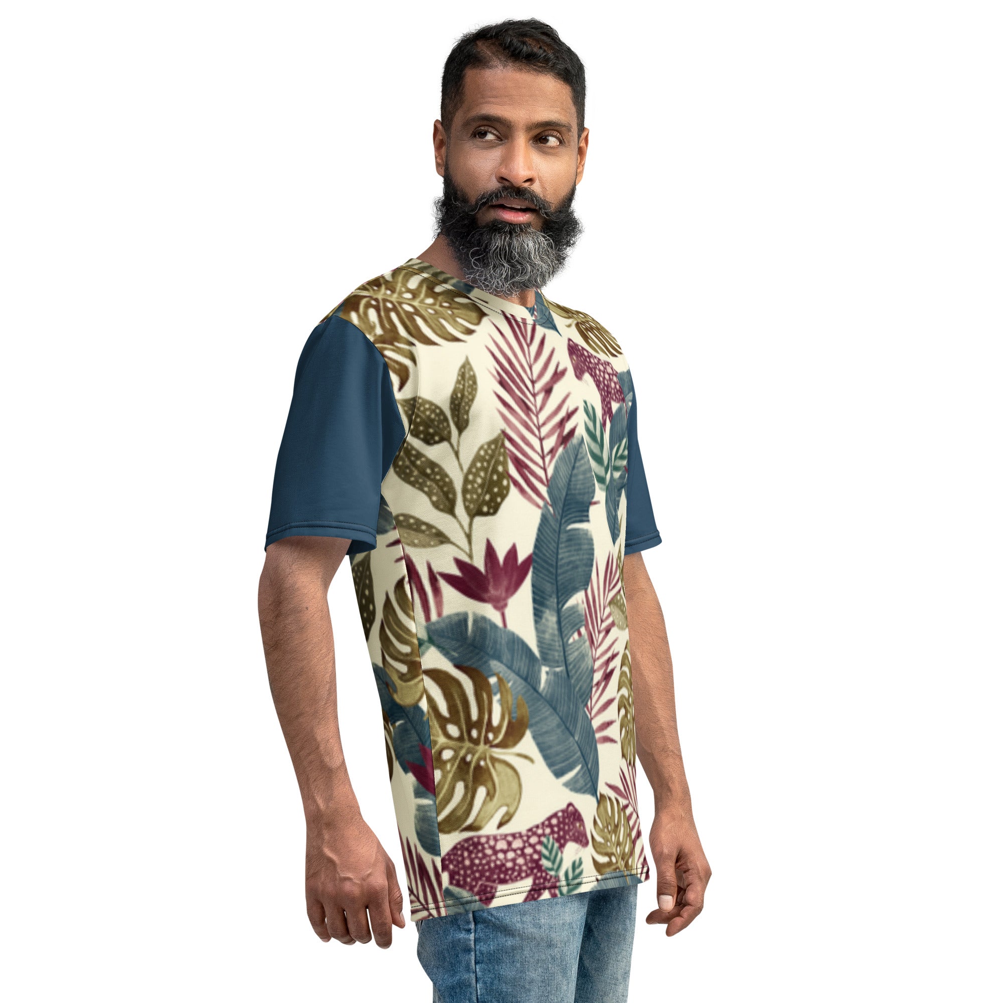 Camiseta Jaguar Vermelha na Floresta com Mangas Azul Escuro