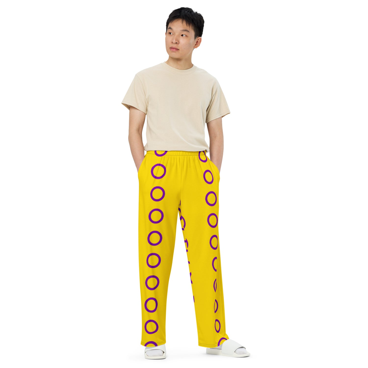 Pantalones anchos con bandera del Orgullo Intersex